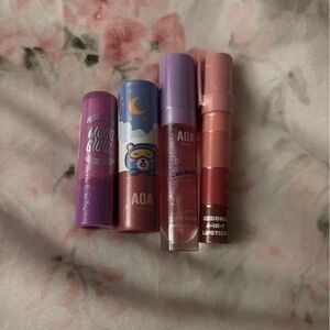 Women Makeup Lipstick Set - Purple, Pink, Red